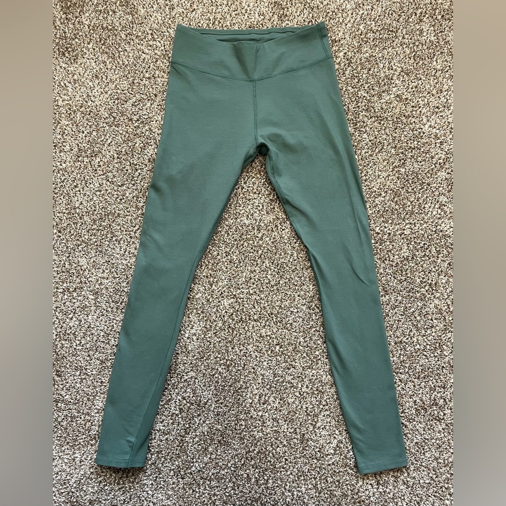 Pact Leggings. Size Small. Organic cotton.